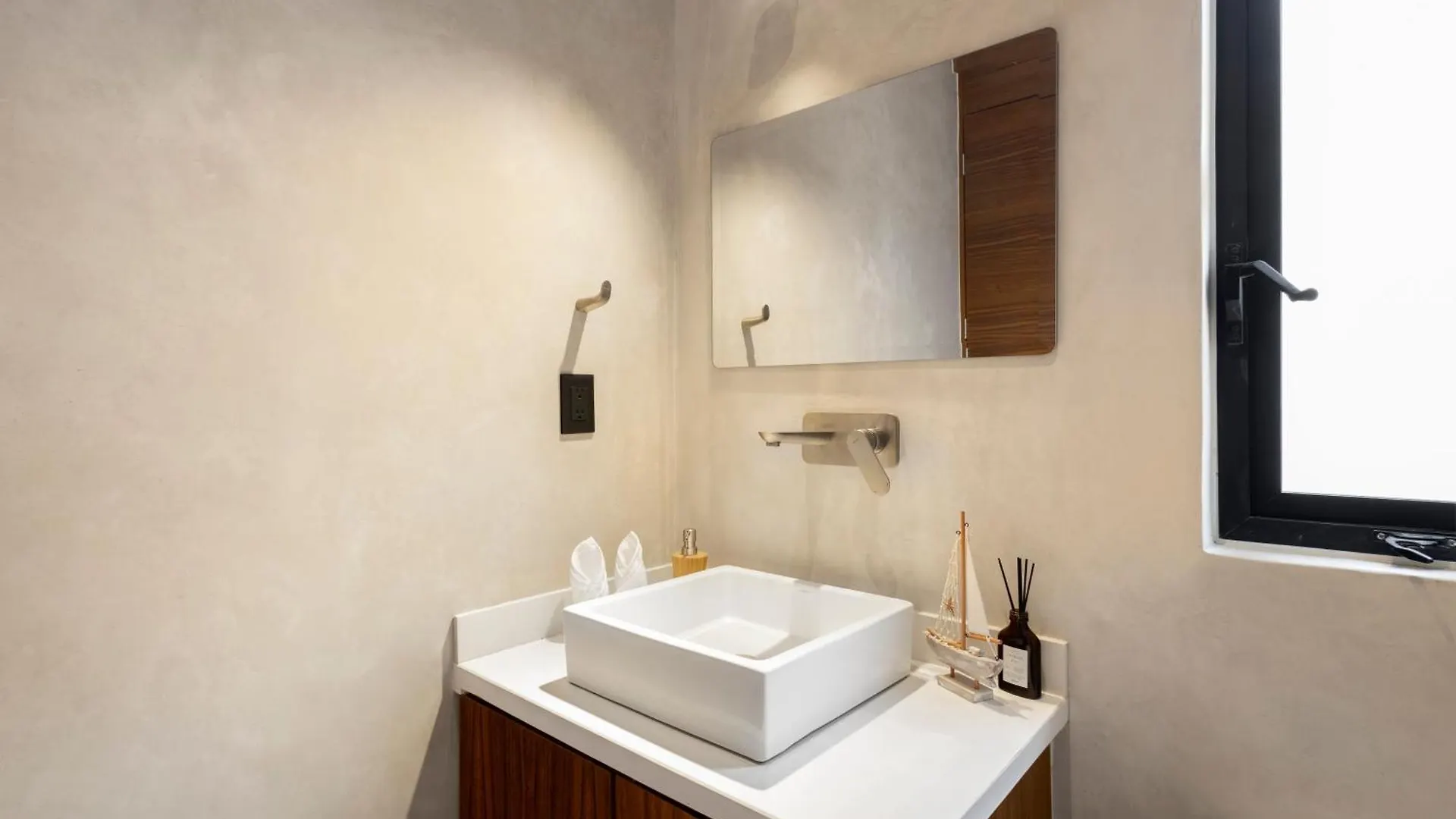 Modern And Luxury Villa With 2 Private Pools In Tulum